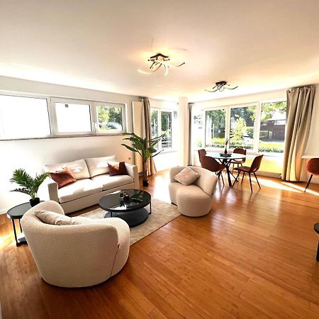 Wolu Suites Brussel Bagian luar foto