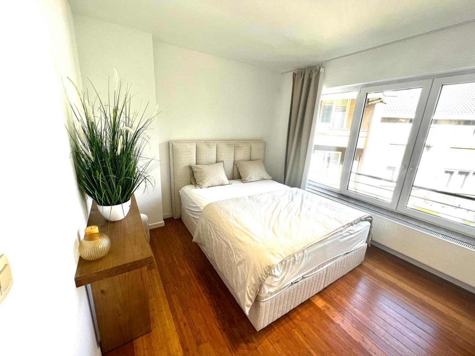 Wolu Suites Brussel Bagian luar foto