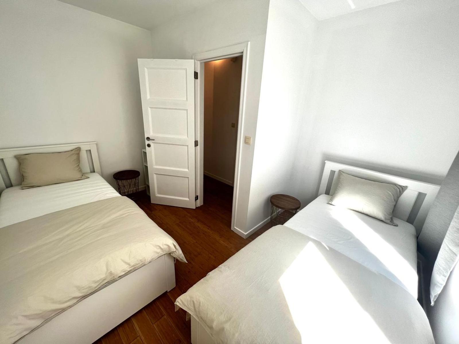 Wolu Suites Brussel Bagian luar foto