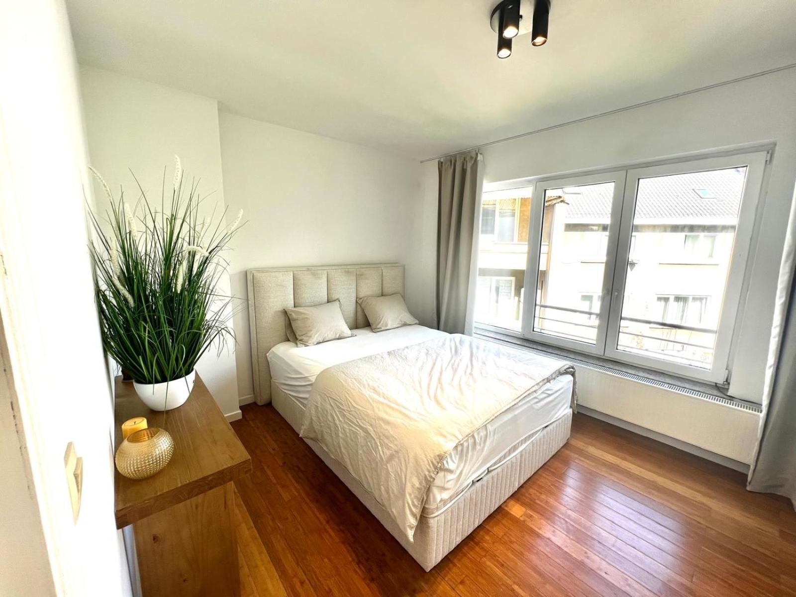 Wolu Suites Brussel Bagian luar foto