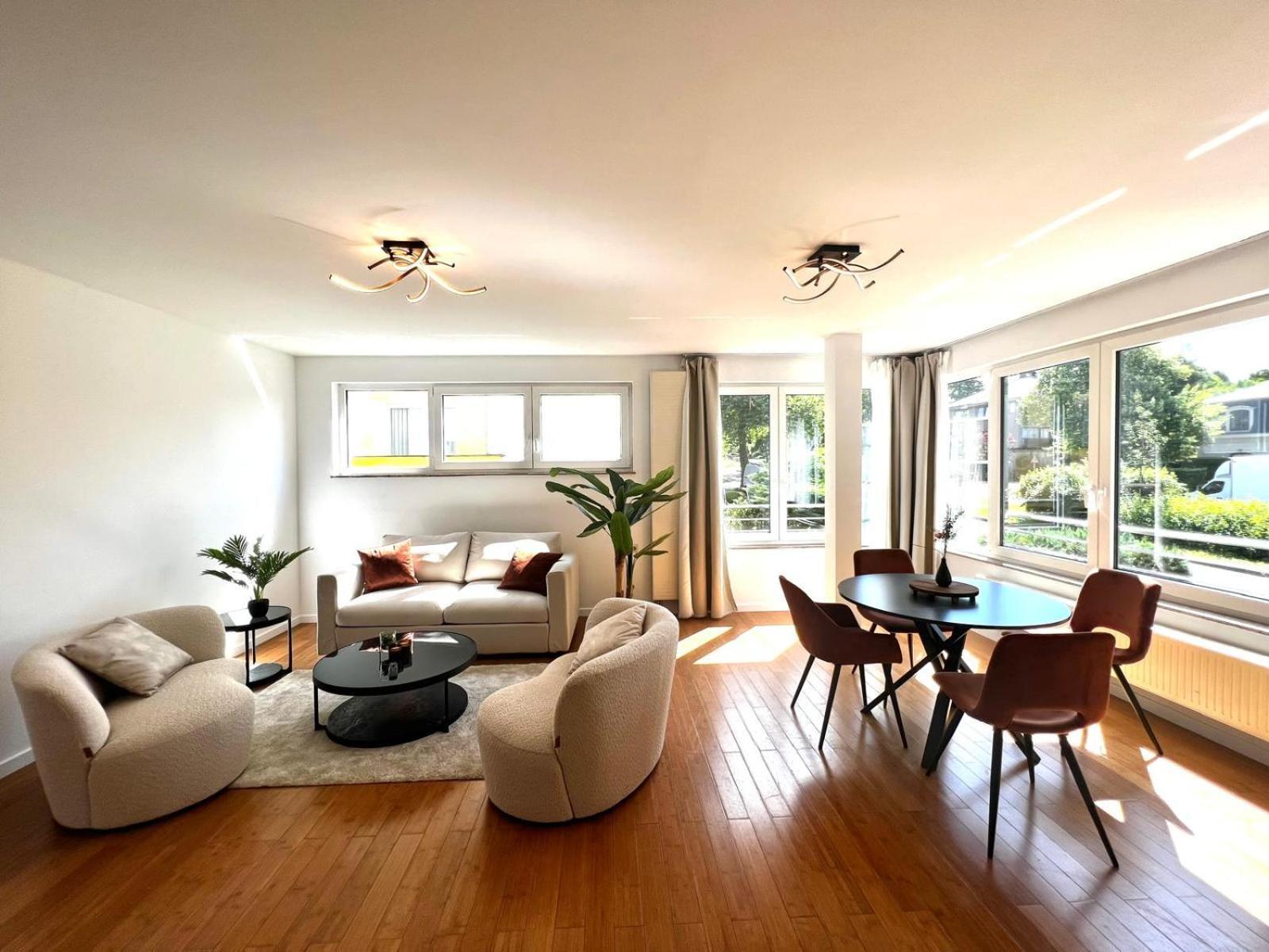 Wolu Suites Brussel Bagian luar foto