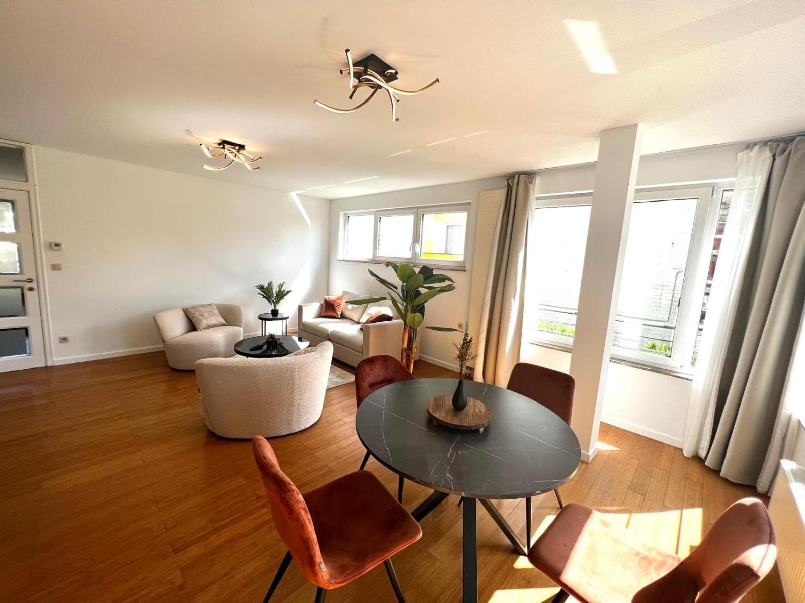 Wolu Suites Brussel Bagian luar foto