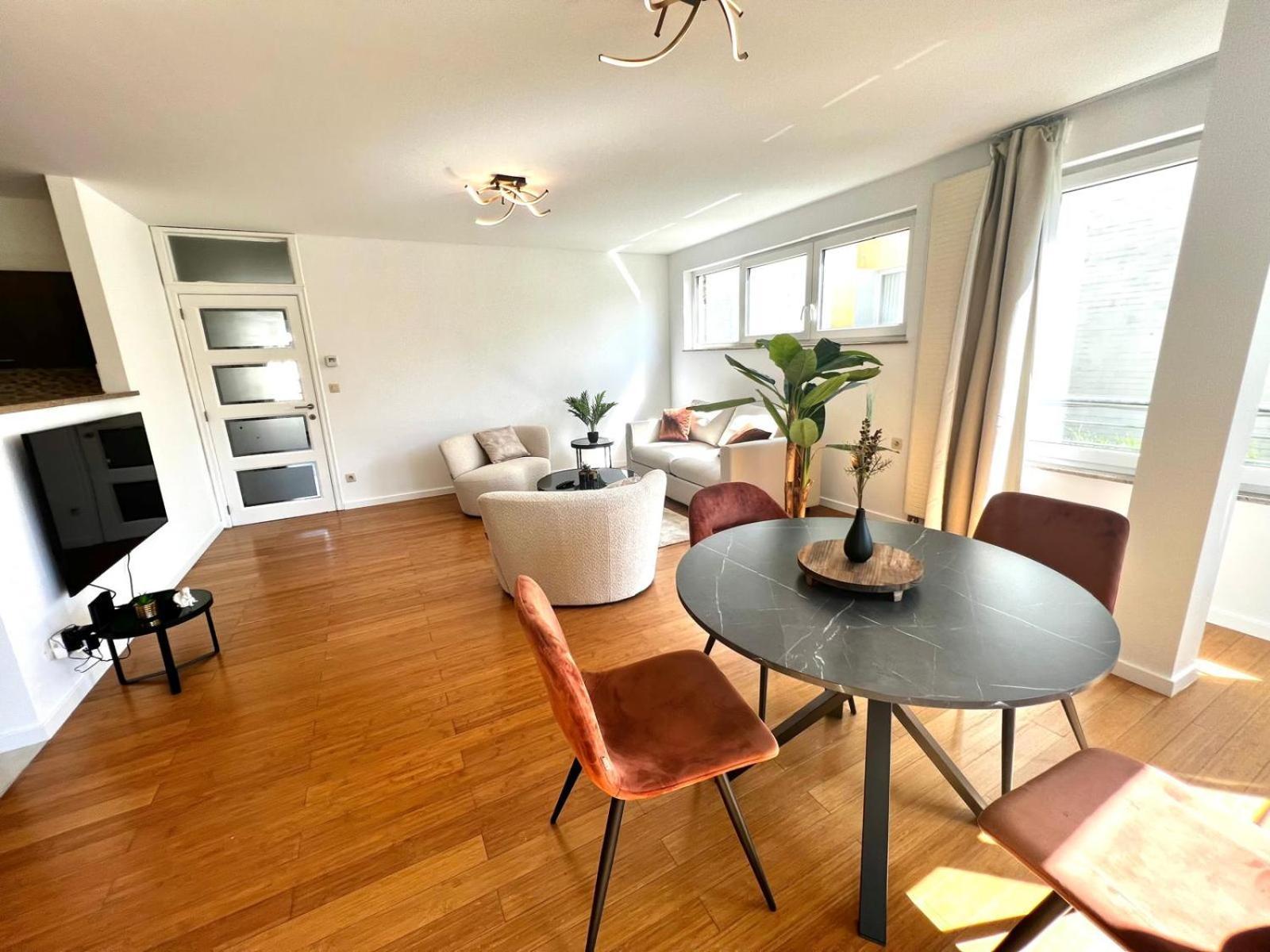 Wolu Suites Brussel Bagian luar foto